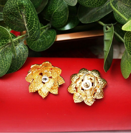 Gold tone polki inspired  floral  stud earring