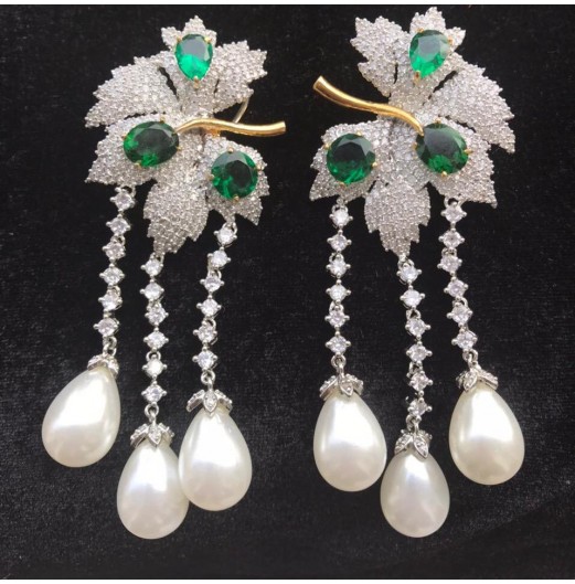 Faux Diamond Pearl Earrings