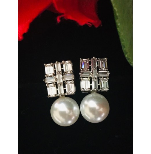 Rectangle Baguette Pearl Earrings