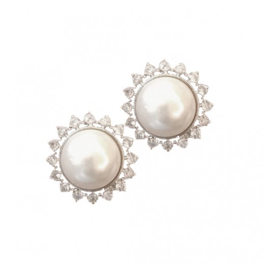 Zircon Edged Round Pearl Studs