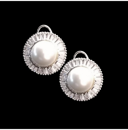 Baguette Edged Round Pearl Studs