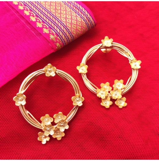 Gold Tone Circle Floral Stud Earrings 