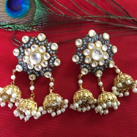 Victorian Kundan Jhumki Earrings