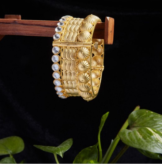 Gold Tone Broad Kudan inspired openable Kada