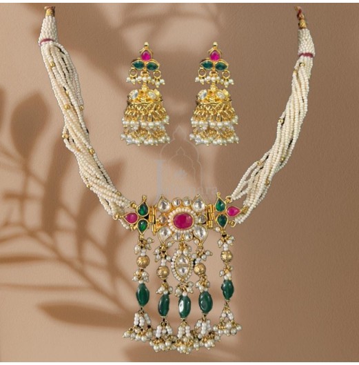 Traditional Pachi Kundan Pearl Choker