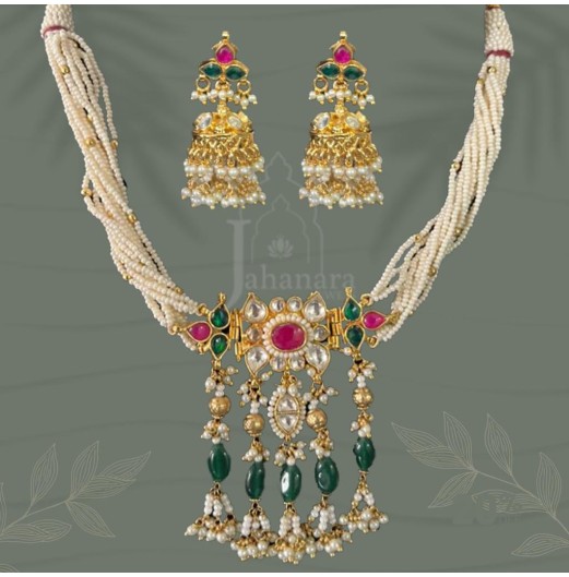 Traditional Pachi Kundan Pearl Choker