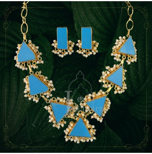 Feroza Batti Stone Necklace Set 